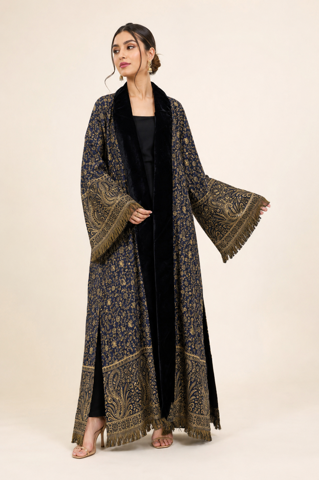 Kashmiri Bisht - Onyx